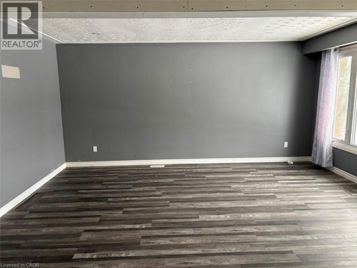 Photo 7 at 39 Evelyn Street, Brantford