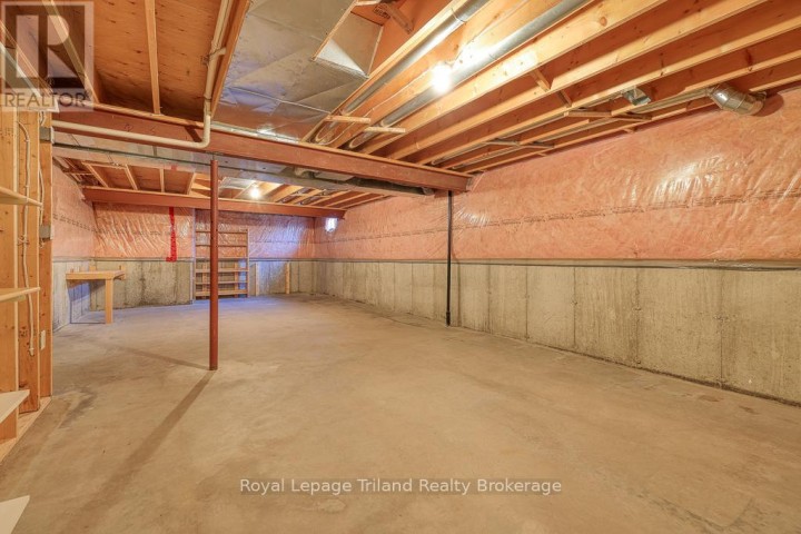 Photo 34 at 10 Armstrong Drive, Tillsonburg