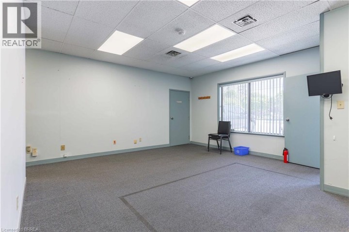 Photo 23 at 160 - 170 Charing Cross Street, Brantford