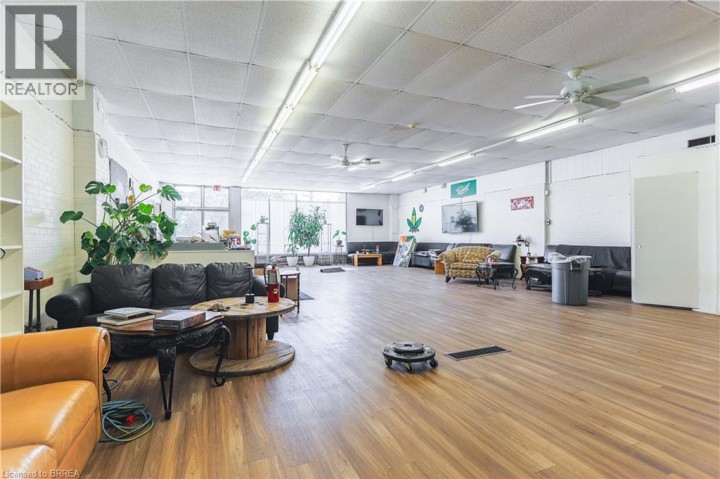 Photo 13 at 160 Charing Cross Street, Terrace Hill, Brantford