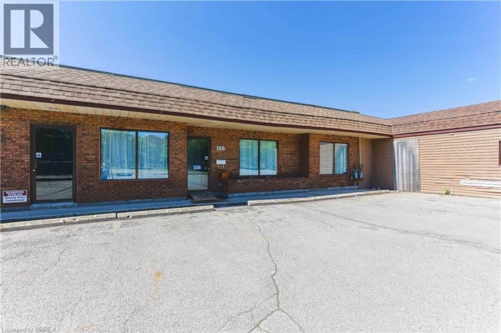 Photo 7 at 160 Charing Cross Street, Terrace Hill, Brantford