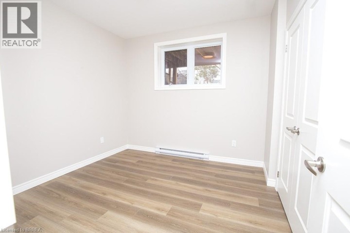 Photo 13 at 355 Wellington Street, Brantford