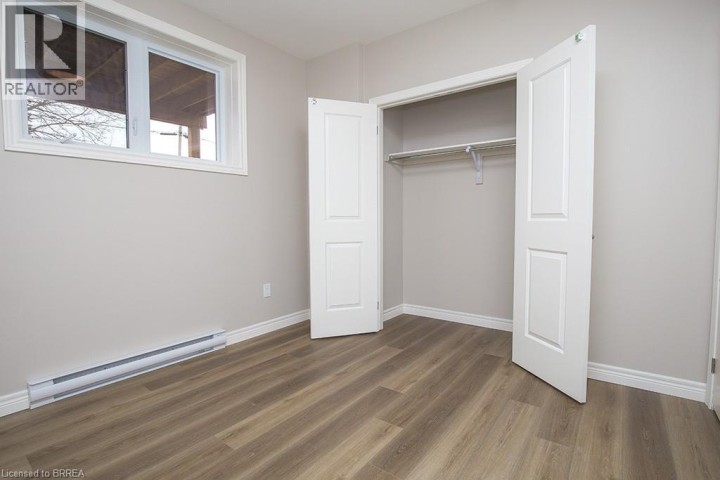 Photo 20 at 355 Wellington Street, Brantford