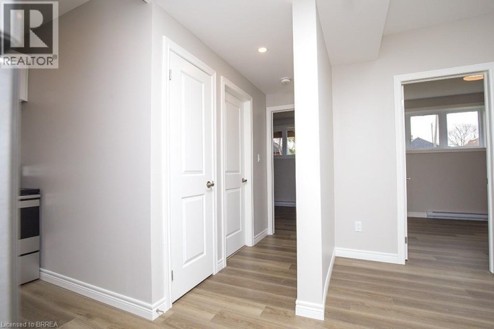 Photo 22 at 355 Wellington Street, Brantford