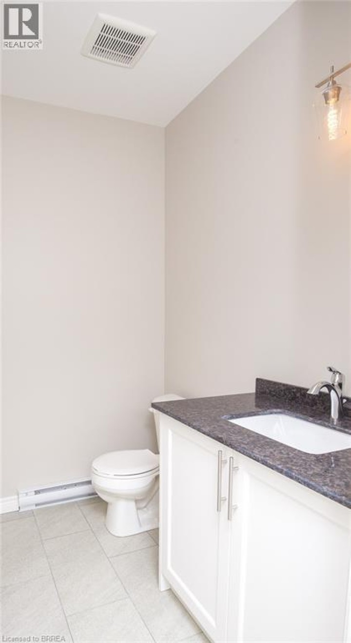 Photo 10 at 355 Wellington Street, Brantford