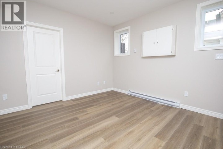 Photo 15 at 355 Wellington Street, Brantford