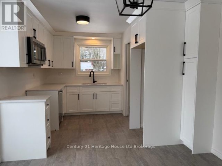 Photo 3 at 55 Denrich Avenue, Tillsonburg