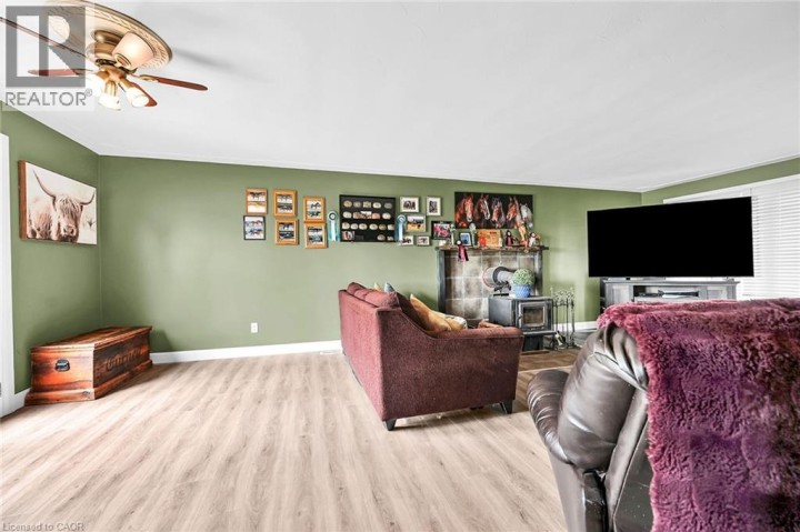 Photo 4 at 435 HIGHWAY 54, Brantford