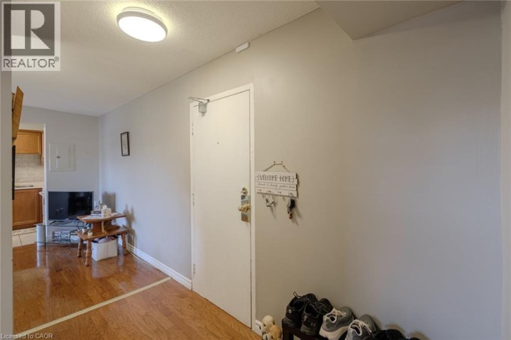 Photo 3 at 648 GREY Street 308, Brantford