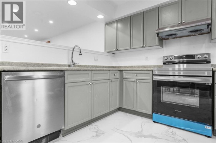 Photo 11 at 8 Bradley Lane, Brantford