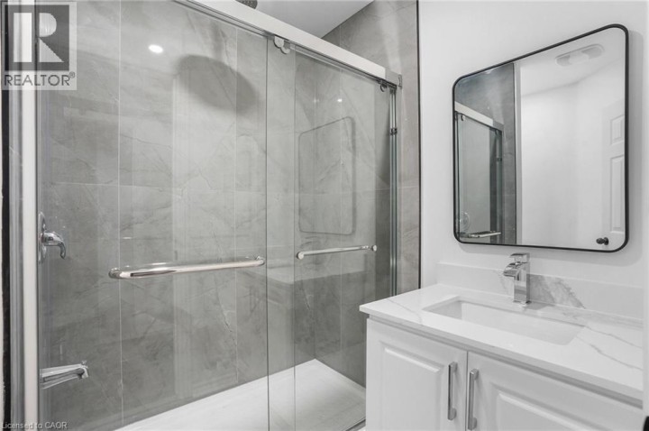 Photo 17 at 8 Bradley Lane, Brantford