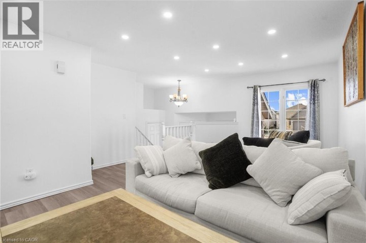 Photo 7 at 8 Bradley Lane, Brantford