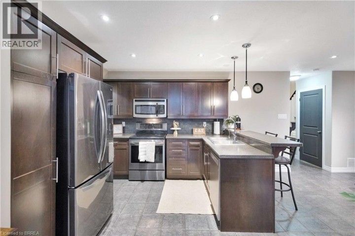 Photo 14 at 55 Fisher Street, Brantford