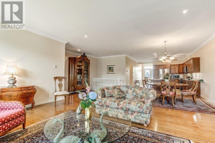 Photo 12 at 52 - 578 Spitfire Street, Woodstock - North, Woodstock