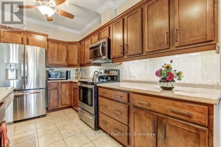 Photo 7 at 52 - 578 Spitfire Street, Woodstock - North, Woodstock