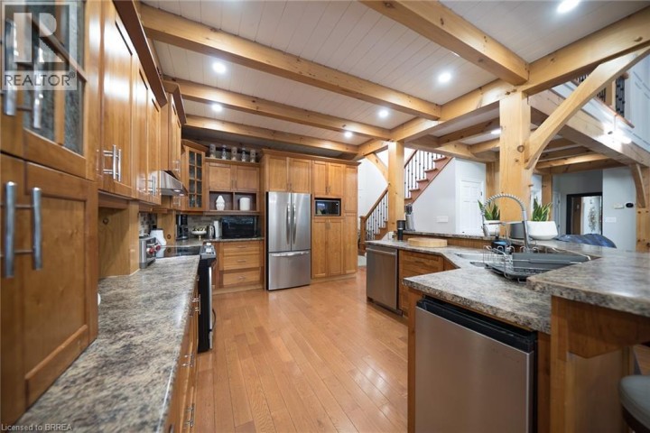 Photo 8 at 9 Michael's Lane, Tillsonburg