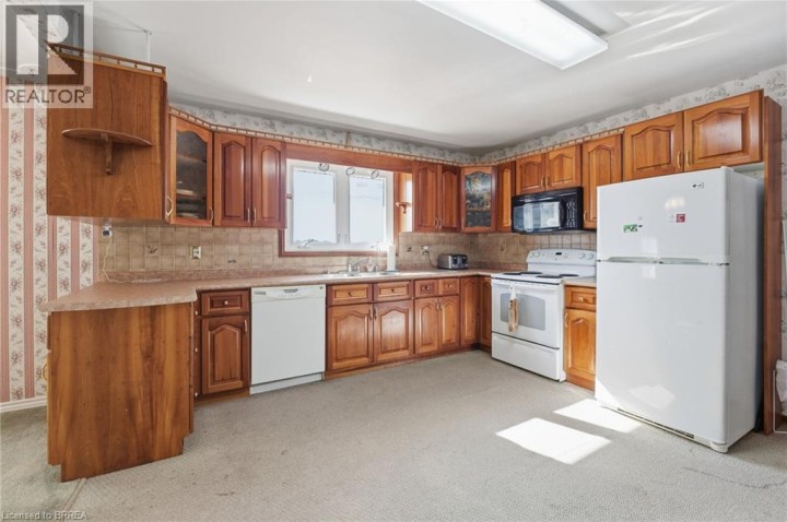 Photo 10 at 42 Jerseyville Road, Brantford