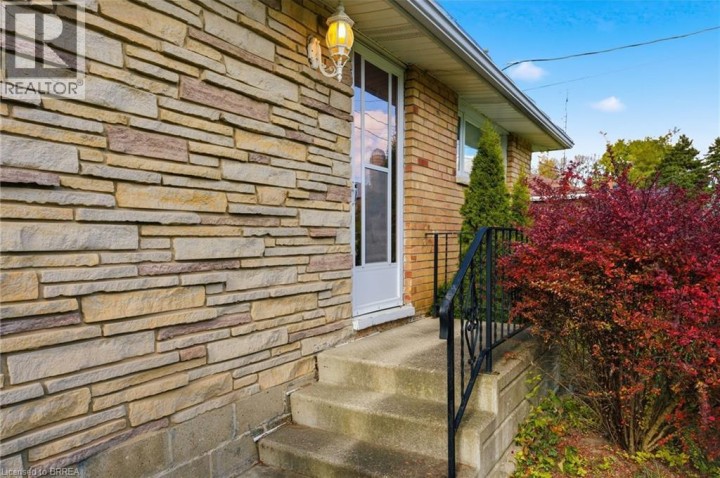 Photo 9 at 42 Jerseyville Road, Brantford