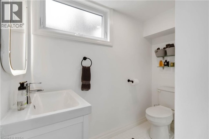 Photo 28 at 232 Paris Road E, Brantford