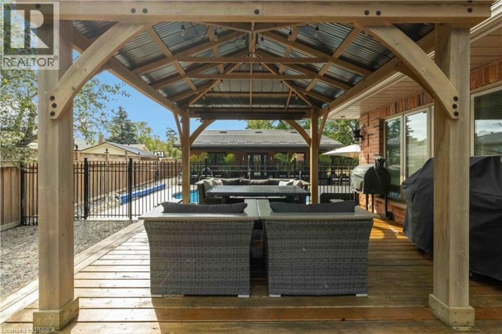 Photo 8 at 232 Paris Road E, Brantford