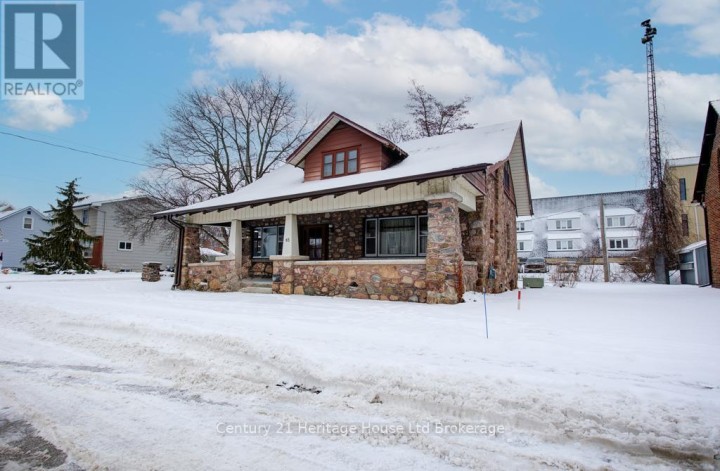 Photo 2 at 48 Brock Street W, Tillsonburg