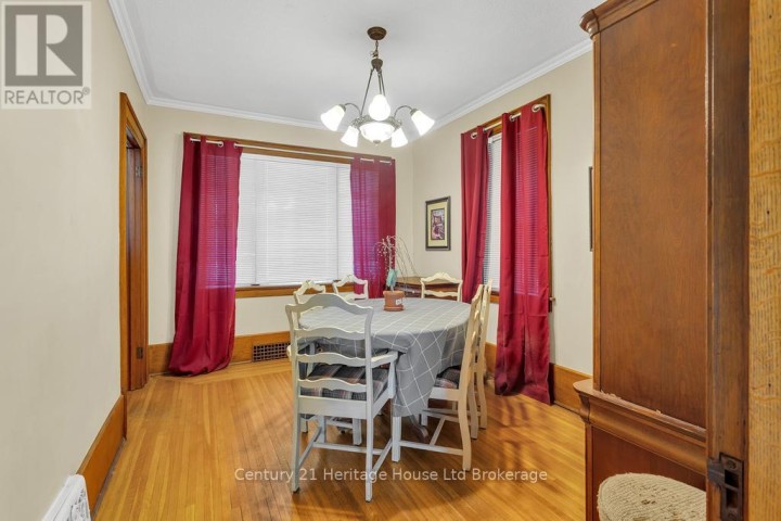 Photo 5 at 48 Brock Street W, Tillsonburg