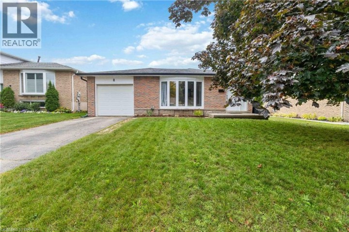 Photo 2 at 8 Sandy Row, Brantford