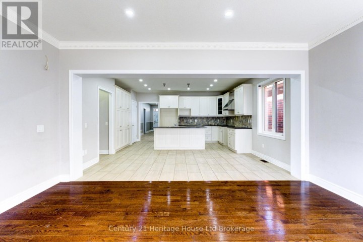 Photo 25 at 504 Baldwin Crescent, Woodstock - North, Woodstock