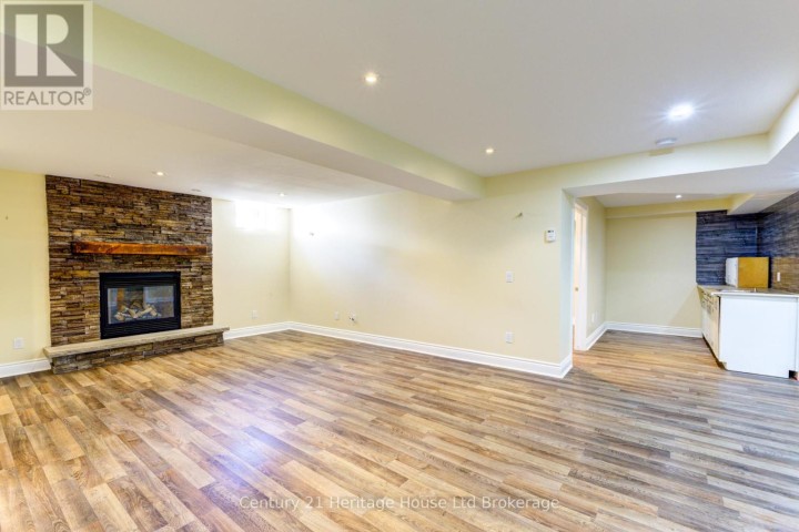 Photo 39 at 504 Baldwin Crescent, Woodstock - North, Woodstock