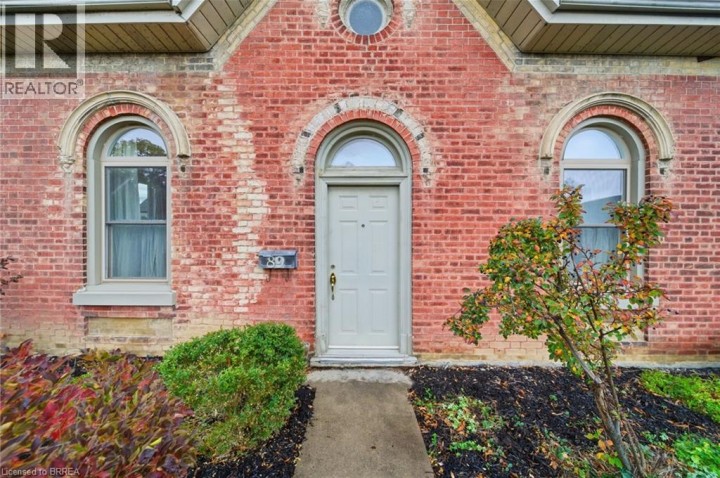 Photo 4 at 89 Murray Street, Brantford