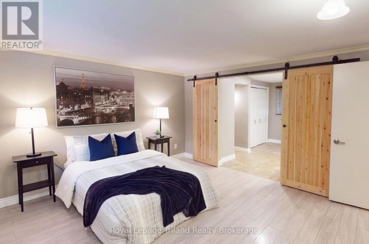 Photo 25 at 444 Lee Avenue, Woodstock - North, Woodstock