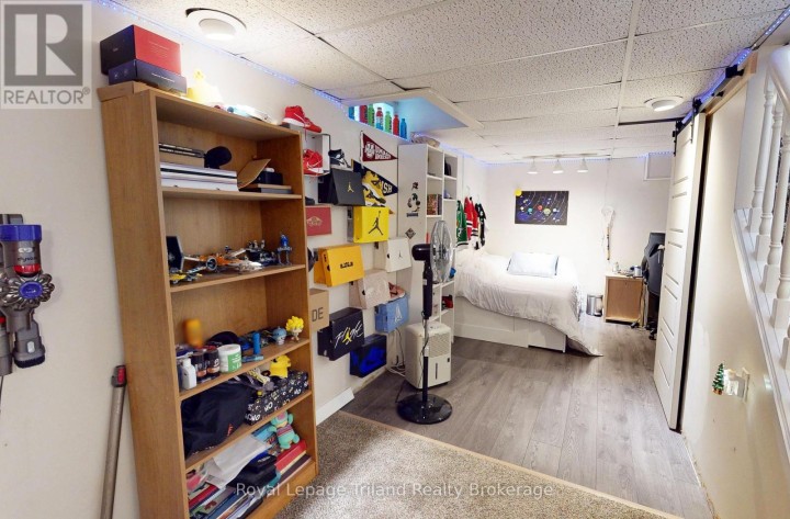 Photo 31 at 444 Lee Avenue, Woodstock - North, Woodstock