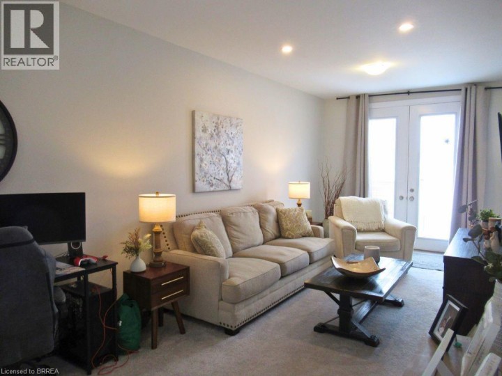 Photo 10 at 677 PARK Road N 18, Brantford