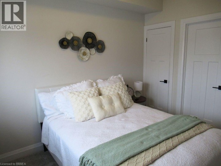 Photo 12 at 677 PARK Road N 18, Brantford