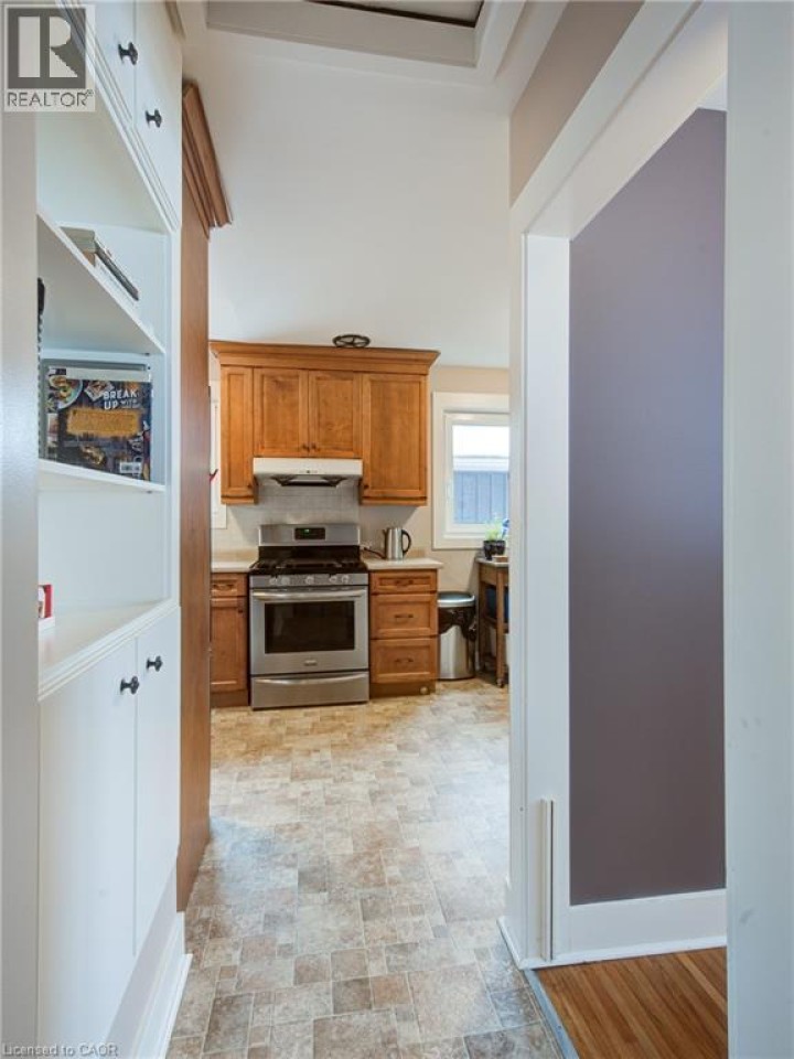 Photo 22 at 1040 Warwick Street, Woodstock