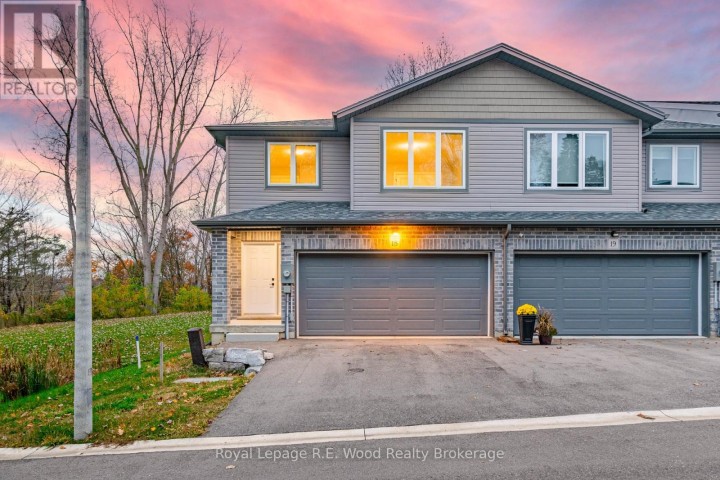 Photo 1 at 18 - 61 Vienna Road, Tillsonburg