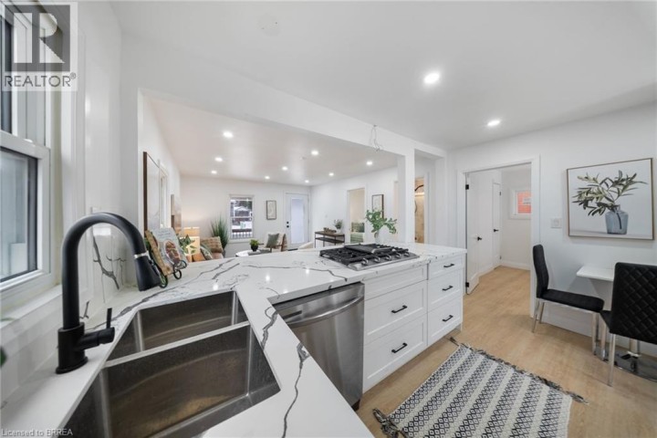 Photo 16 at 111 Victoria Street, Brantford