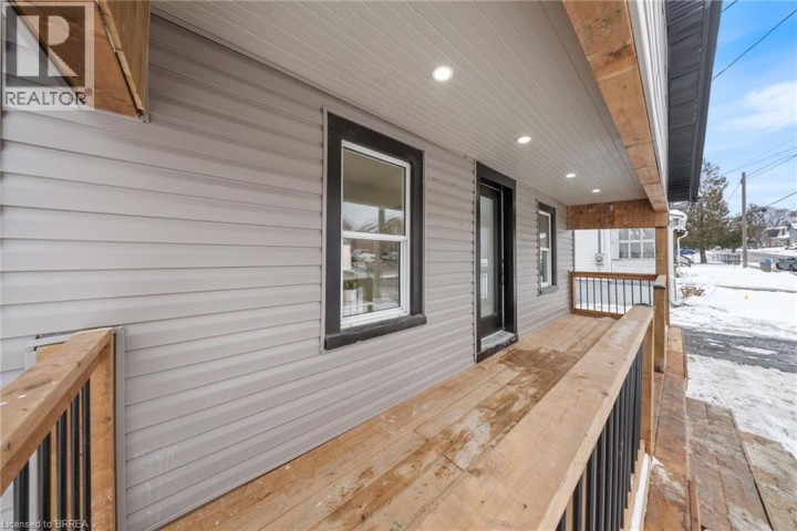 Photo 2 at 111 Victoria Street, Brantford