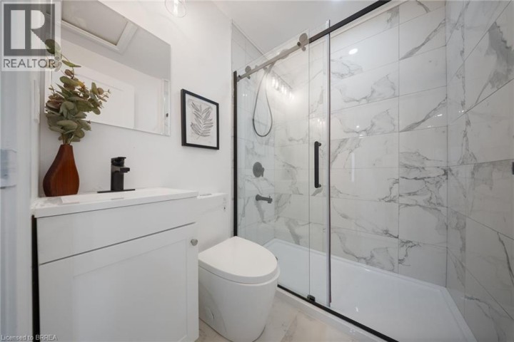 Photo 21 at 111 Victoria Street, Brantford