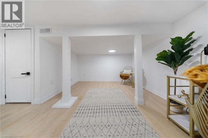 Photo 26 at 111 Victoria Street, Brantford