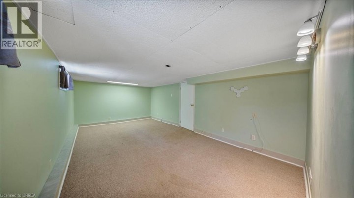 Photo 19 at 35 Salisbury Avenue, Brantford