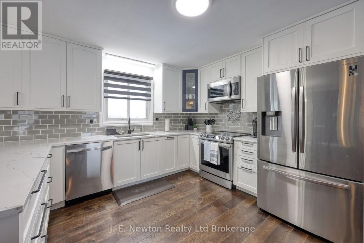 Photo 16 at 39 North Street W, Tillsonburg