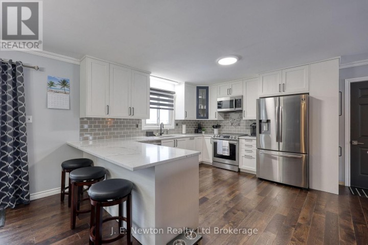 Photo 22 at 39 North Street W, Tillsonburg