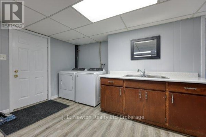 Photo 34 at 39 North Street W, Tillsonburg