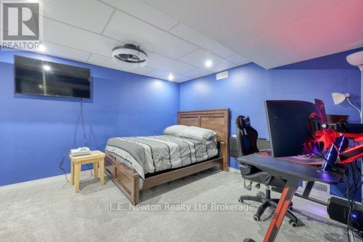 Photo 35 at 39 North Street W, Tillsonburg