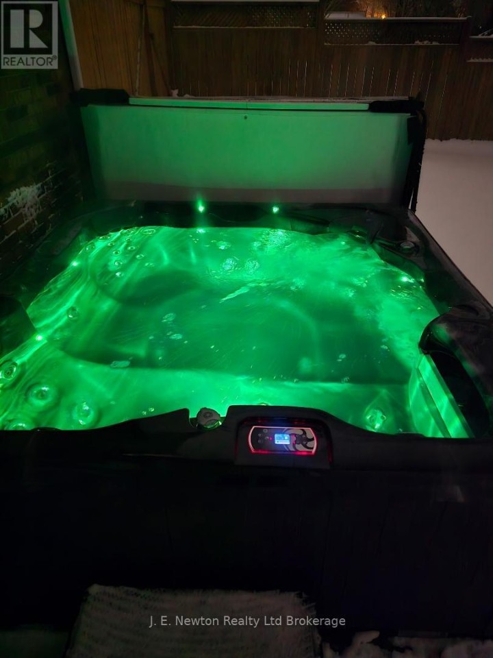 Photo 8 at 39 North Street W, Tillsonburg