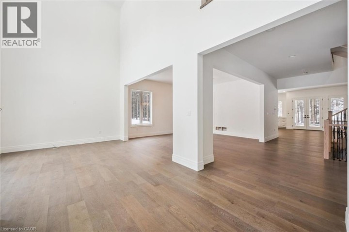 Photo 9 at 5 West Harris Road, Brantford