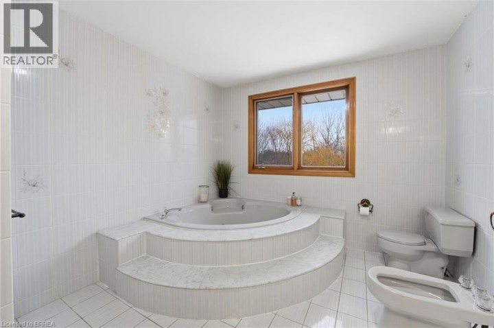 Photo 20 at 75 Ludlow Crescent, Brantford