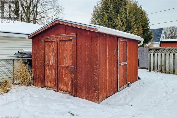 Photo 12 at 77 Tenth Avenue, Brantford