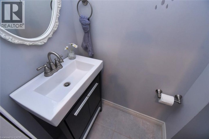 Photo 13 at 111 Drummond Street, Brantford